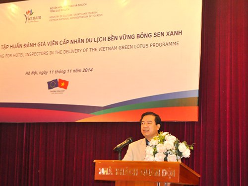 Phó Tổng cục trưởng TCDL Hà Văn Siêu phát biểu khai mạc khóa tập huấn